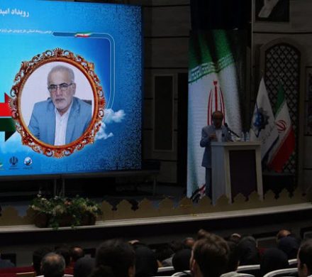 مفاخر لرستان در حوزه‌های مختلف معرفی و تجلیل شدند